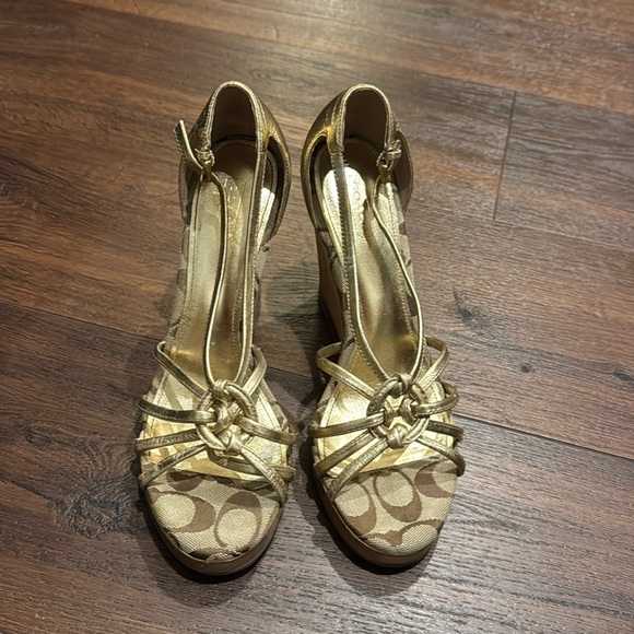 Coach Pre Owned Gold leather Strappy Wedge Sandals few light scratches. - Picture 1 of 11